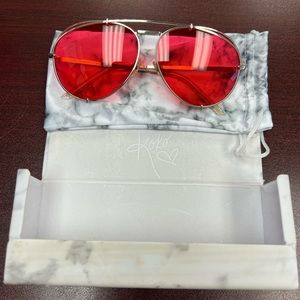 Diff Khloe Kardashian pink and gold aviators